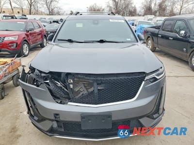 Piąte zdjęcie samochodu w środku: 2020 CADILLAC XT6 SPORT VIN:1GYKPGRS4LZ134053 - miniatura