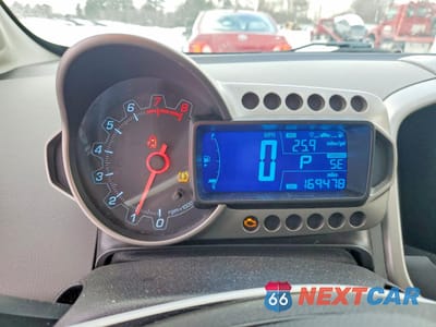 Zdjęcie 9 z 13 samochodu: 2014 CHEVROLET SONIC LT VIN:1G1JC5SH3E4217806 - miniatura