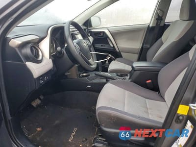 Zdjęcie 7 z 13 samochodu: 2013 TOYOTA RAV4 XLE VIN:JTMRFREV2DD003513 - miniatura