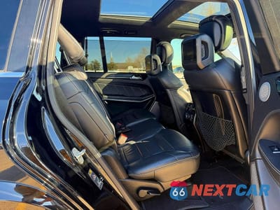 Zdjęcie 6 z 10 samochodu: 2016 MERCEDES-BENZ GL 63 AMG VIN:4JGDF7EE9GA710799 - miniatura