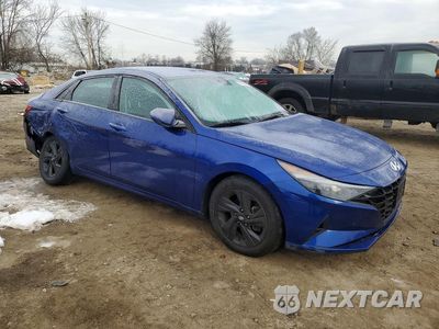 Czwarte zdjęcie samochodu z boku: 2021 HYUNDAI ELANTRA SEL VIN:5NPLM4AG3MH018263 - miniatura