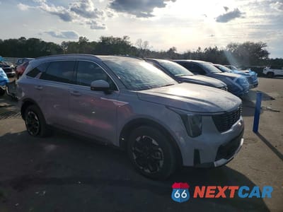 Czwarte zdjęcie samochodu z boku: 2025 KIA SORENTO S VIN:5XYRL4JC3SG387560 - miniatura