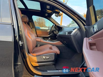 Piąte zdjęcie samochodu w środku: 2020 BMW X5 XDRIVE40I VIN:5UXCR6C06L9D16408 - miniatura
