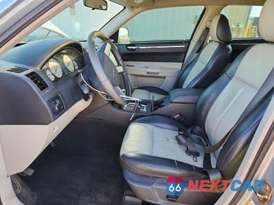 Zdjęcie 7 z 12 samochodu: 2006 CHRYSLER 300 TOURING VIN:2C3LA53G96H299349 - miniatura