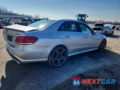 Trzecie zdjęcie samochodu z tyłu: 2016 MERCEDES-BENZ E 63 AMG-S VIN:WDDHF7GB8GB291093 - miniatura