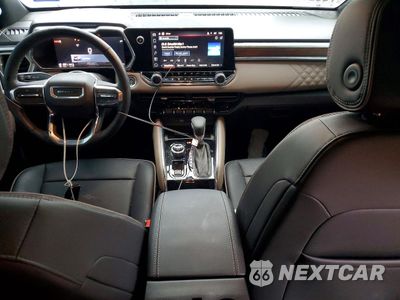 Zdjęcie 8 z 14 samochodu: 2026 GMC CANYON DENALI VIN:1GTP2FEK6T1114945 - miniatura