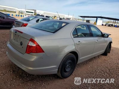 Trzecie zdjęcie samochodu z tyłu: 2010 FORD FUSION S VIN:3FAHP0GA4AR197596 - miniatura