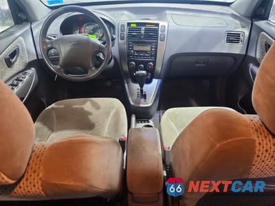 Zdjęcie 8 z 12 samochodu: 2005 HYUNDAI TUCSON GLS VIN:KM8JN12D25U085947 - miniatura
