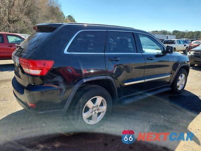 Trzecie zdjęcie samochodu z tyłu: 2013 JEEP GRAND CHEROKEE LAREDO VIN:1C4RJEAG7DC534632 - miniatura
