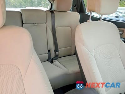 Zdjęcie 10 z 12 samochodu: 2017 HYUNDAI SANTA FE SPORT VIN:5XYZTDLB2HG458325 - miniatura