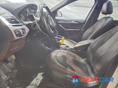 Zdjęcie 7 z 12 samochodu: 2016 BMW X1 XDRIVE28I VIN:WBXHT3C31G5E48753 - miniatura