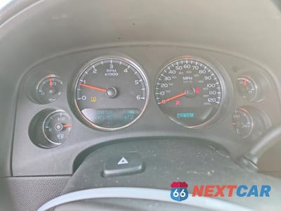 Zdjęcie 9 z 14 samochodu: 2013 CHEVROLET TAHOE K1500 LT VIN:1GNSKBE00DR218245 - miniatura