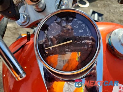 Zdjęcie 7 z 9 samochodu: 2006 HONDA VT750 C VIN:JH2RC44016K010377 - miniatura