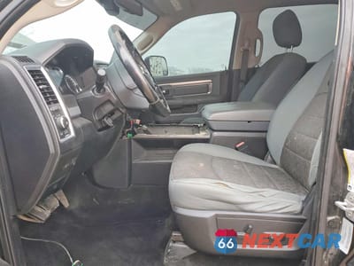 Zdjęcie 7 z 13 samochodu: 2015 RAM 2500 SLT VIN:3C6UR5DL3FG516373 - miniatura
