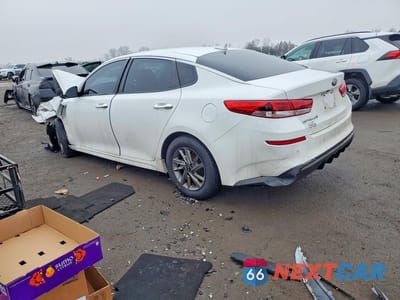 Drugie zdjęcie samochodu z przodu: 2019 KIA OPTIMA LX VIN:5XXGT4L32KG351562 - miniatura