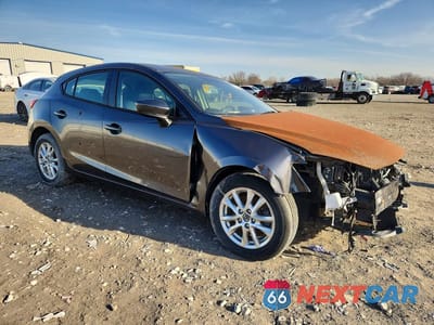 Czwarte zdjęcie samochodu z boku: 2017 MAZDA 3 SPORT VIN:3MZBN1K72HM117482 - miniatura