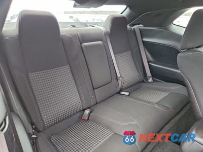 Zdjęcie 10 z 12 samochodu: 2019 DODGE CHALLENGER SXT VIN:2C3CDZAG0KH712013 - miniatura