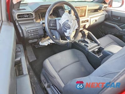 Zdjęcie 8 z 11 samochodu: 2024 TOYOTA TACOMA XTRACAB VIN:3TYJDAHN6RT017415 - miniatura