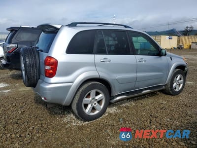 Trzecie zdjęcie samochodu z tyłu: 2004 TOYOTA RAV4 VIN:JTEHD20V346005450 - miniatura