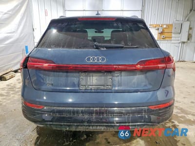 Zdjęcie 6 z 13 samochodu: 2024 AUDI Q8 E-TRON PREMIUM PLUS VIN:WA15AAGE1RB037810 - miniatura