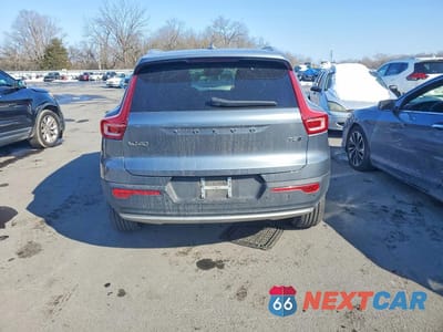Zdjęcie 6 z 12 samochodu: 2019 VOLVO XC40 T5 MOMENTUM VIN:YV4162XZ0K2008199 - miniatura