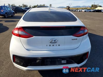 Zdjęcie 6 z 12 samochodu: 2018 HYUNDAI IONIQ LIMITED VIN:KMHC85LC3JU064144 - miniatura
