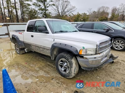 Czwarte zdjęcie samochodu z boku: 2001 DODGE RAM 1500 VIN:3B7HF13Z11M553840 - miniatura