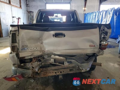 Zdjęcie 6 z 12 samochodu: 2003 GMC NEW SIERRA K1500 VIN:1GTEK14V03Z223148 - miniatura