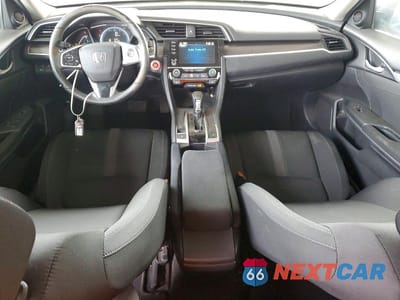 Zdjęcie 8 z 12 samochodu: 2019 HONDA CIVIC EX VIN:19XFC1F30KE205305 - miniatura