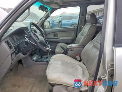 Zdjęcie 7 z 12 samochodu: 2002 TOYOTA 4RUNNER SR5 VIN:JT3GN86RX20223206 - miniatura