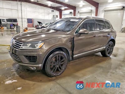 2015 VOLKSWAGEN TOUAREG V6 WVGEF9BP8FD006824 - główne zdjęcie licytacji z USA - miniatura