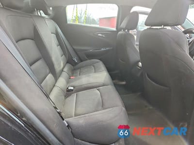 Zdjęcie 10 z 12 samochodu: 2019 CHEVROLET MALIBU LS VIN:1G1ZB5ST8KF117629 - miniatura