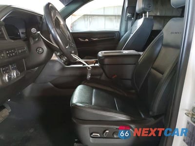 Zdjęcie 7 z 12 samochodu: 2022 GMC YUKON DENALI VIN:1GKS2DKL9NR269039 - miniatura