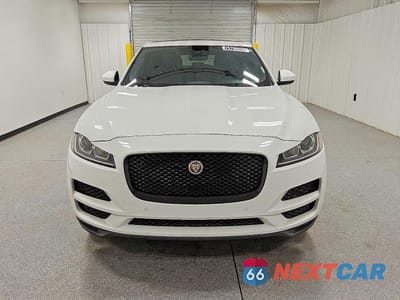 Piąte zdjęcie samochodu w środku: 2020 JAGUAR F-PACE PREMIUM VIN:SADCJ2FX8LA645797 - miniatura