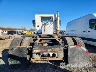 Zdjęcie 10 z 10 samochodu: 2000 VOLVO VNM SEMI TRUCK VIN:4V4MD2UF2YN249628 - miniatura