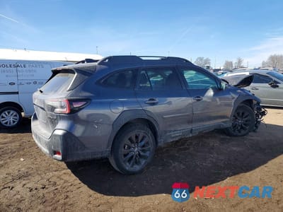 Trzecie zdjęcie samochodu z tyłu: 2025 SUBARU OUTBACK ONYX EDITION VIN:4S4BTALC8S3108570 - miniatura