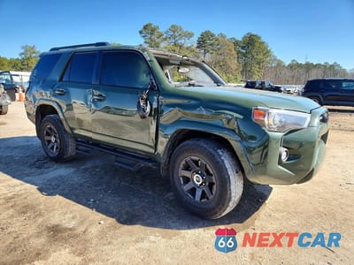 Czwarte zdjęcie samochodu z boku: 2022 TOYOTA 4RUNNER TRAIL VIN:JTETU5JR9N6062072 - miniatura