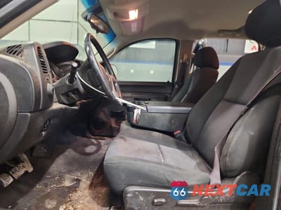 Zdjęcie 7 z 13 samochodu: 2013 CHEVROLET SILVERADO K1500 LT VIN:3GCPKSE77DG159660 - miniatura