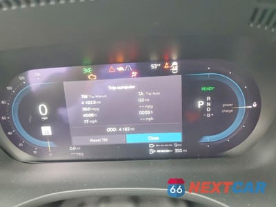 Zdjęcie 9 z 14 samochodu: 2025 VOLVO XC60 PLUS VIN:YV4H60RC5S1007891 - miniatura