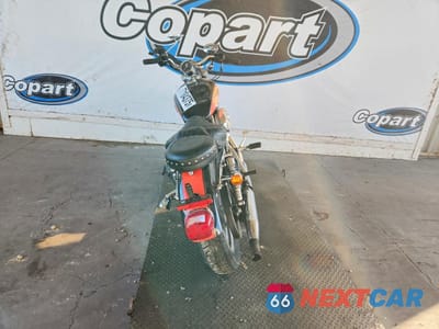 Czwarte zdjęcie samochodu z boku: 2008 HARLEY-DAVIDSON XL1200 C VIN:1HD1CT3168K408535 - miniatura