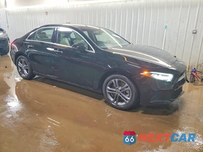 Czwarte zdjęcie samochodu z boku: 2020 MERCEDES-BENZ A 220 4MATIC VIN:W1K3G4FBXLJ214782 - miniatura