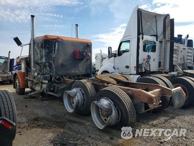 Trzecie zdjęcie samochodu z tyłu: 1995 FREIGHTLINER CONVENTIONAL FLD120 VIN:1FUPDXYB0SP857407 - miniatura