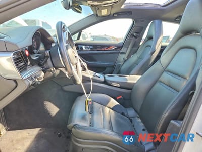 Zdjęcie 7 z 12 samochodu: 2020 PORSCHE PANAMERA 4 E-HYBRID VIN:WP0AE2A79LL132495 - miniatura