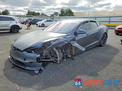 2023 TESLA MODEL S 5YJSA1E60PF499354 - główne zdjęcie licytacji z USA - miniatura