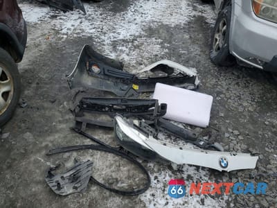 Zdjęcie 12 z 14 samochodu: 2017 BMW 320 XI VIN:WBA8E5G34HNU44642 - miniatura