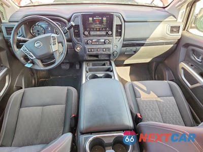 Zdjęcie 8 z 11 samochodu: 2022 NISSAN TITAN SV VIN:1N6AA1EF1NN100152 - miniatura