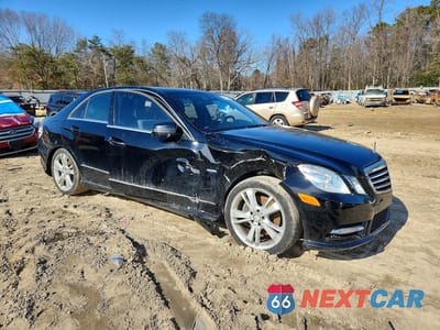Czwarte zdjęcie samochodu z boku: 2012 MERCEDES-BENZ E 350 VIN:WDDHF5KB8CA529861 - miniatura