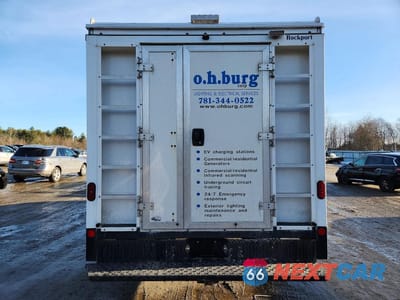 Zdjęcie 6 z 13 samochodu: 2021 CHEV EXPRESS G3500 VIN:1GB3GRC7XM1311980 - miniatura