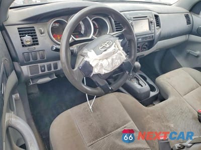 Zdjęcie 8 z 11 samochodu: 2013 TOYOTA TACOMA BASE VIN:5TFNX4CN7DX031517 - miniatura