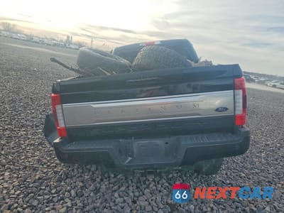 Zdjęcie 6 z 12 samochodu: 2019 FORD F350 SUPER DUTY VIN:1FT8W3BTXKED21365 - miniatura